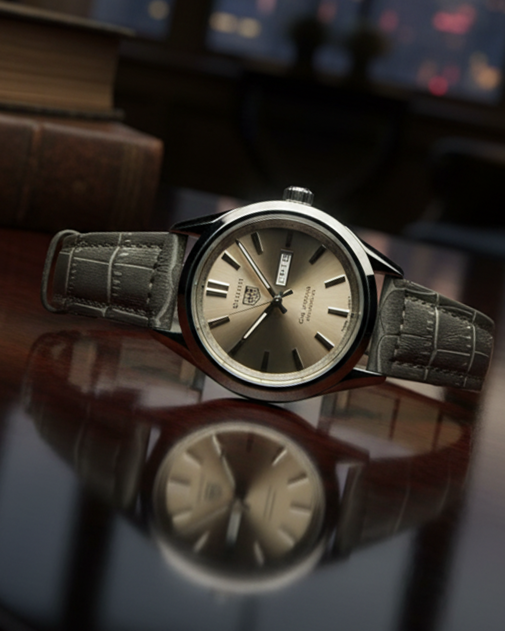 TG-HUR CARRERA GREY STRAP WATCHES